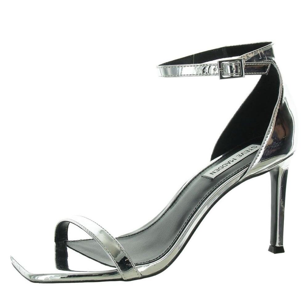 Woman's Heels Steve Madden Piked Silver Size 8.5 $99